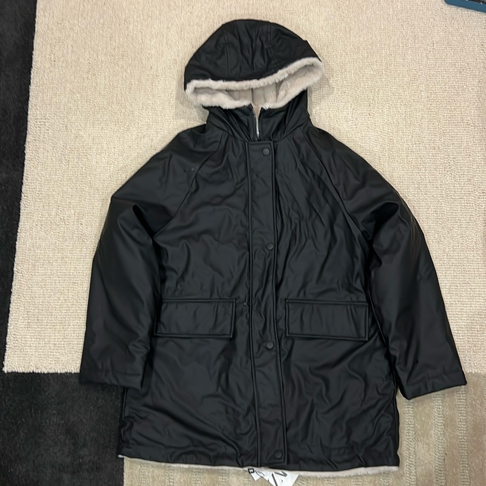 *SOLD* Brand new Zara water resistant coat size 11/12 black